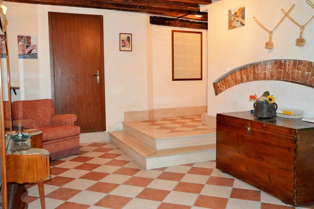 Rialto House Hotel Venesia Bagian luar foto